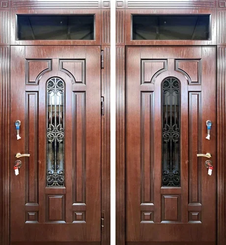 Металлическая дверь с фрамугой и стеклом №18