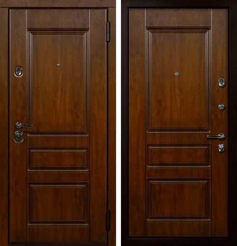 Входная дверь в дом №31