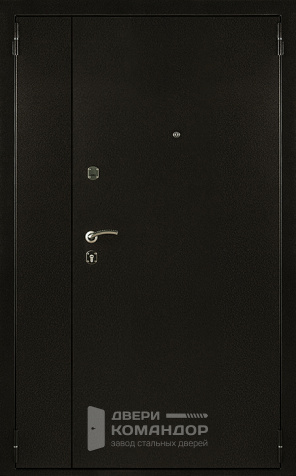 Дверь в тамбур многоквартирного дома №5 с замками KALE - наружная сторона