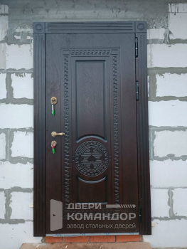 Входная дверь с терморазрывом  шпон / шпон с порогом из нержавейки