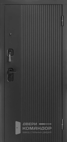 Уличная утепленная входная дверь с терморазрывом для частного дома №119 - наружная сторона