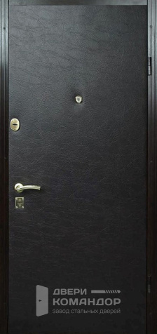 Металлическая дверь самая простая и дешевая №13 размером 960x2050 мм - наружная сторона