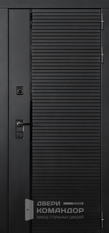 Усиленная входная дверь в квартиру №100 с замками KALE - наружная сторона