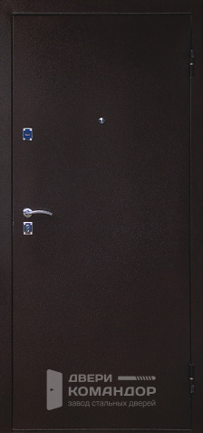 Обычная входная дверь в квартиру №4 - наружная сторона